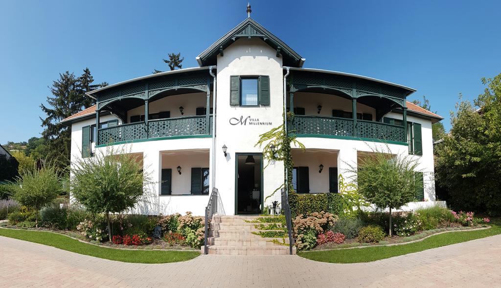 Villa Millennium Balatonalmádi Eksteriør bilde
