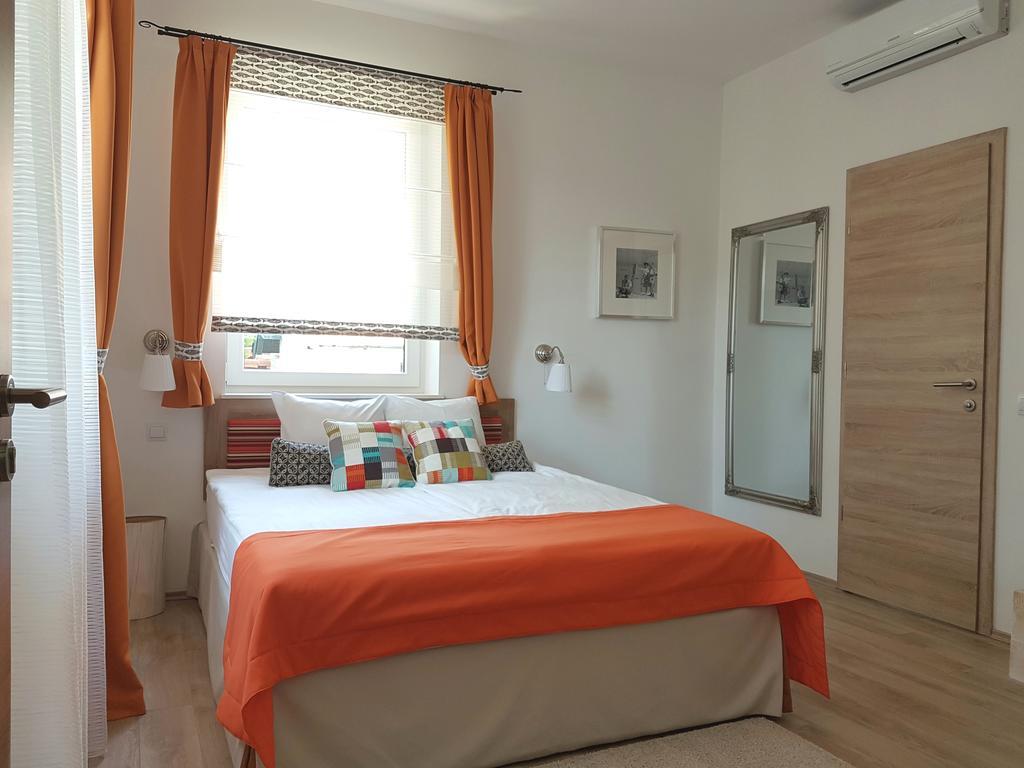 Villa Millennium Balatonalmádi Eksteriør bilde